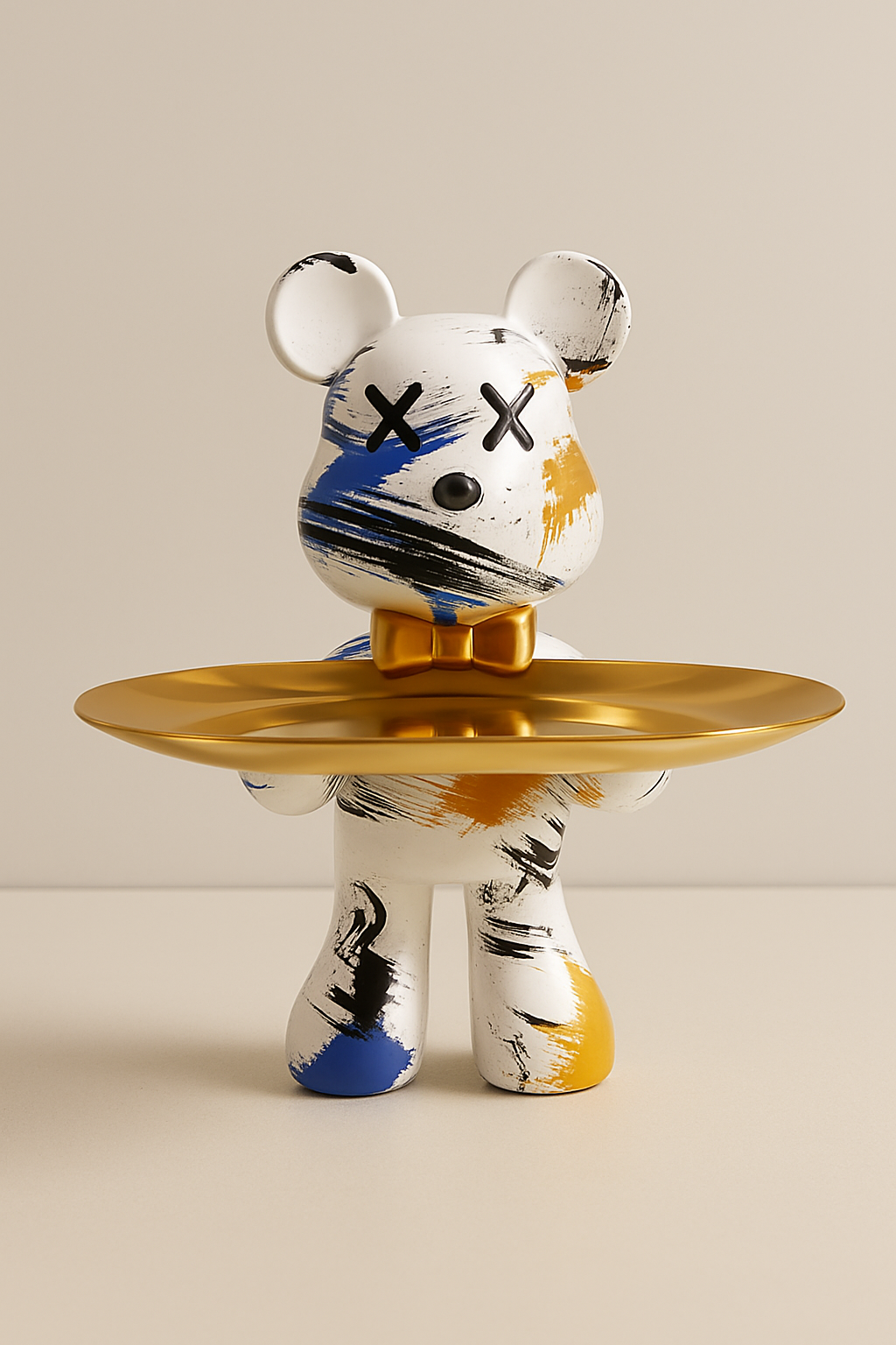 Graffiti Bear Ornament met opbergplankje