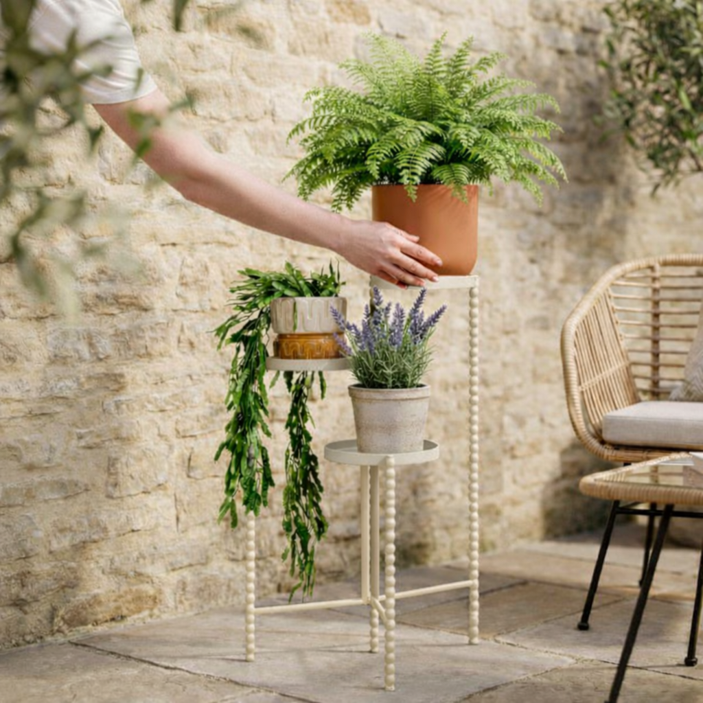 Plantenstandaard – Metalen Plantentafel 3 Niveaus – Off-White