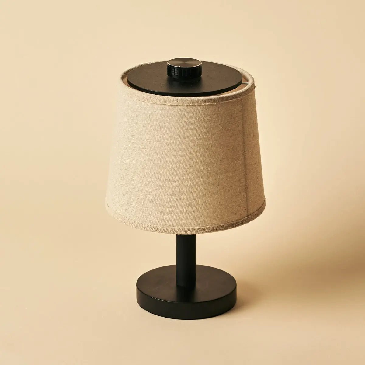 Rover zwarte houten lamp