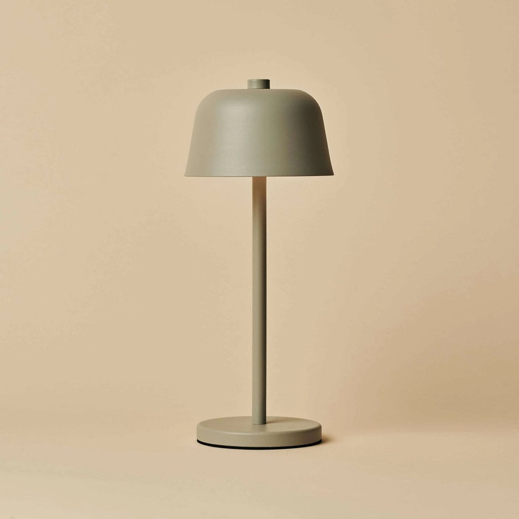 Anton Oplaadbare Tafellamp – Schaduw grijs – Metaal & Aluminium – Draadloos – Dimbaar