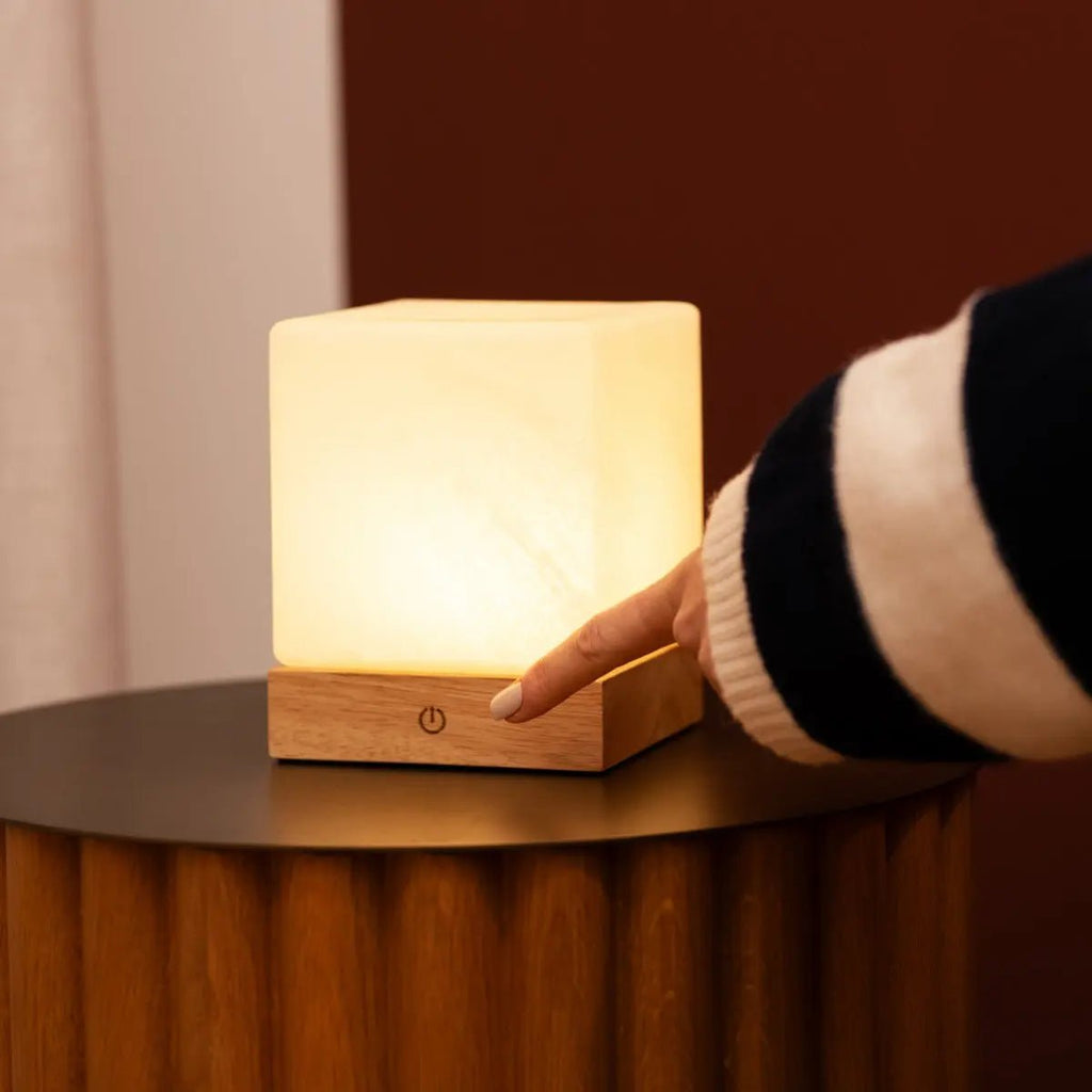 YCE Oplaadbare Tafellamp – Houten Designlamp met Matglas