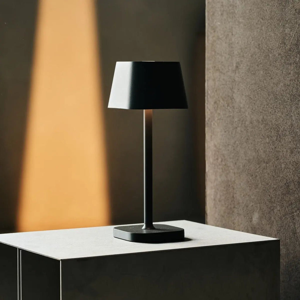 Ava Oplaadbare Tafellamp – Draadloze LED Lamp – Dimbaar