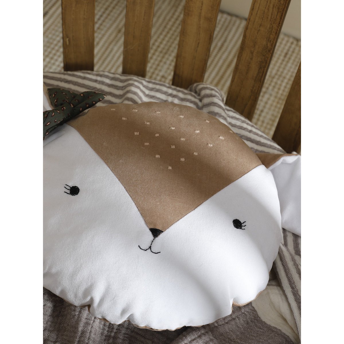 Bambi Girl Sierkussen – Fluweel met Borduurwerk