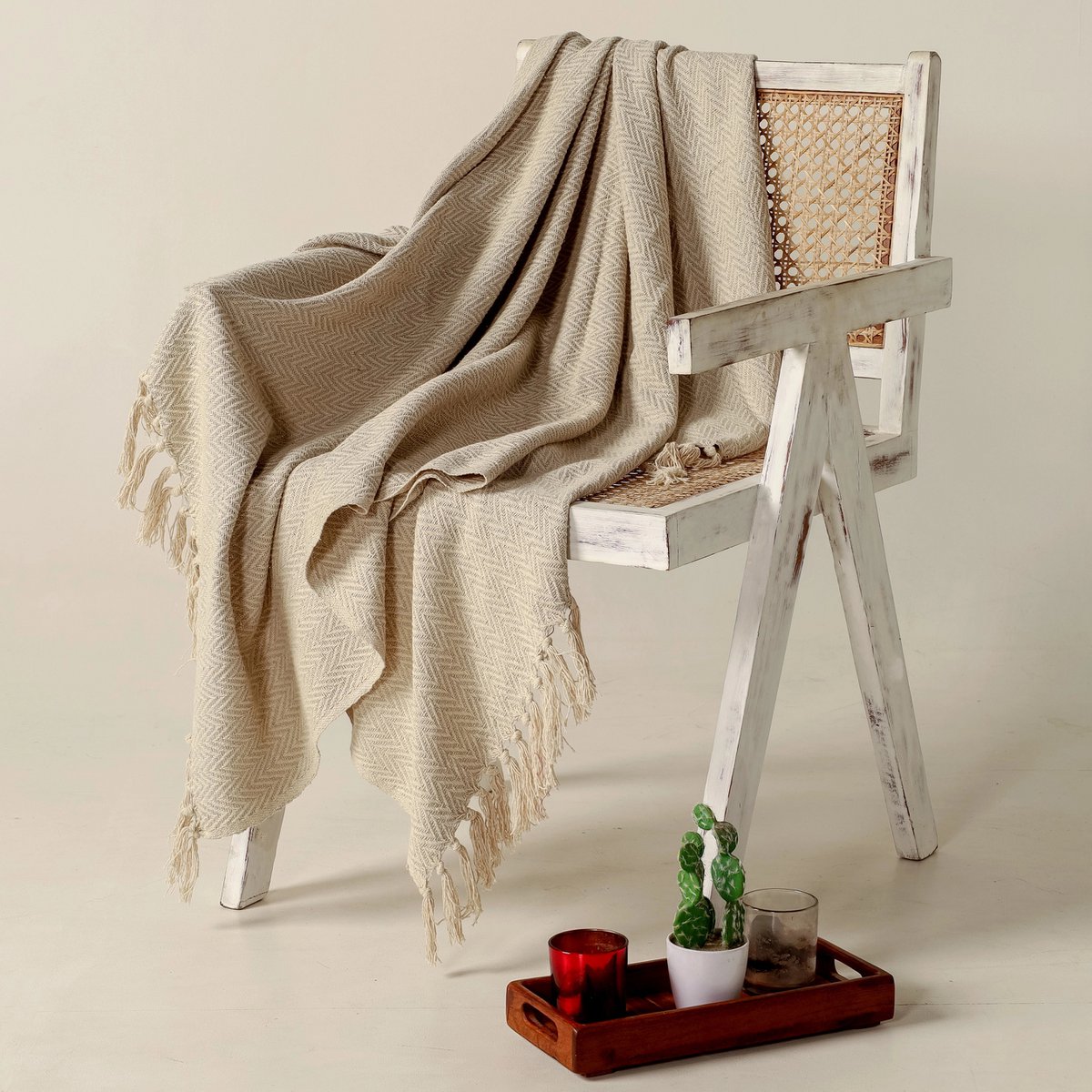 Warm Beige Plaid / Sofa Throw – Soft with Fringes – 130x150 cm