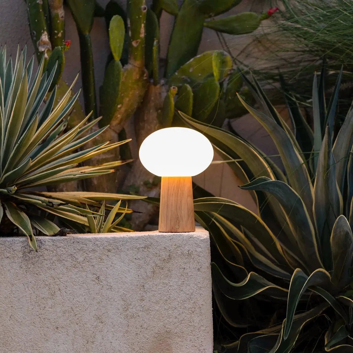 Max Lichtbruine Houten Tafellamp