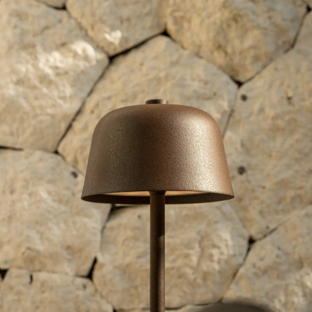 Anton Oplaadbare Tafellamp – Mokka bruin – Metaal & Aluminium – Draadloos – Dimbaar