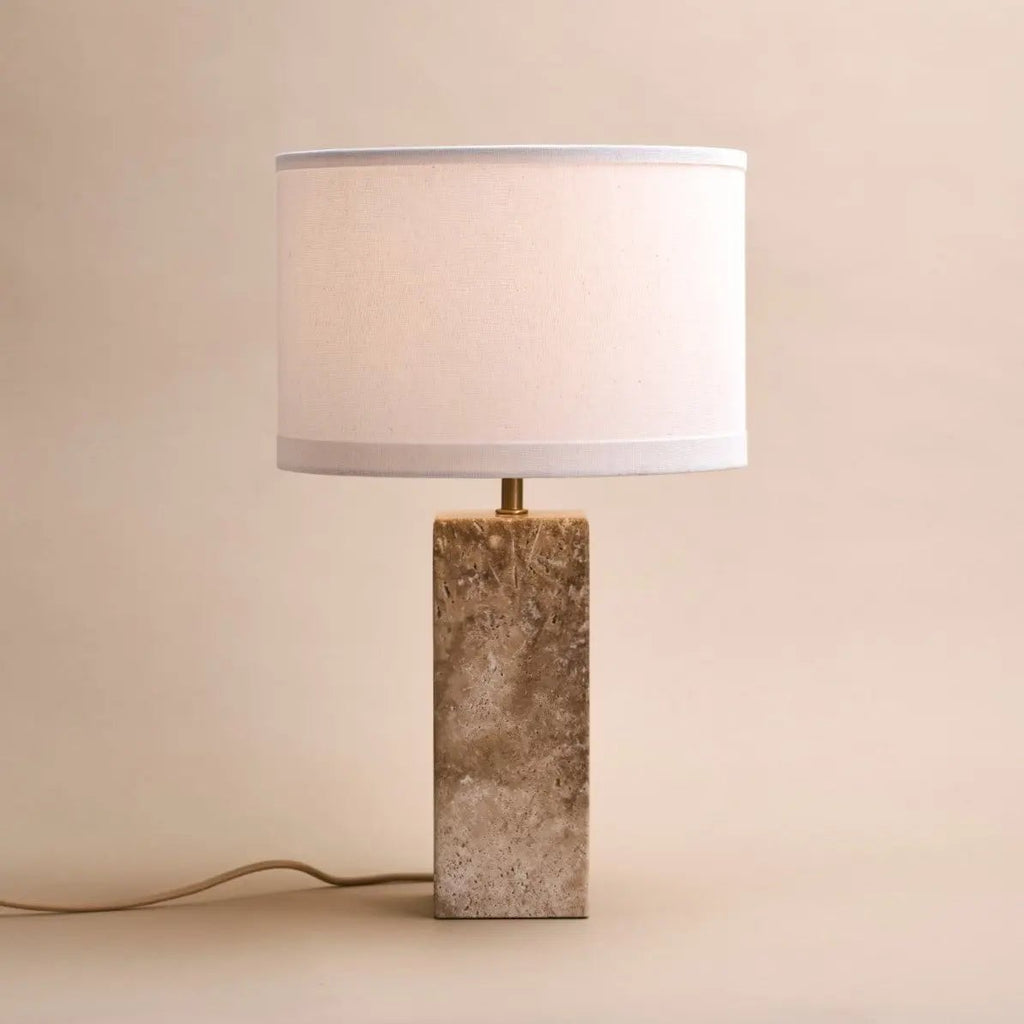 Rosie Tafellamp – Travertijn & Katoen – Beige/Wit – Moderne Design Lamp