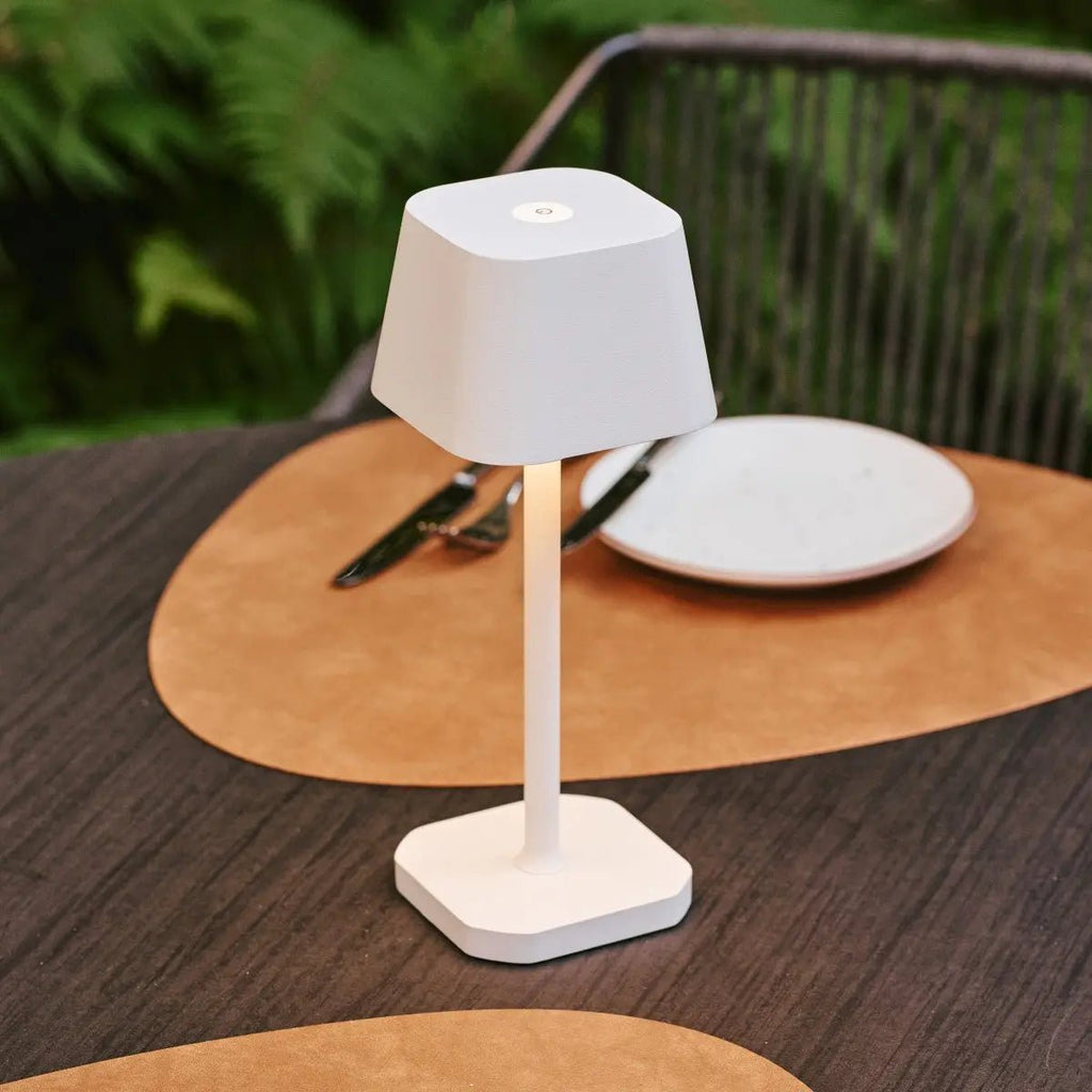 Ava Oplaadbare Tafellamp – Draadloze LED Lamp – Dimbaar