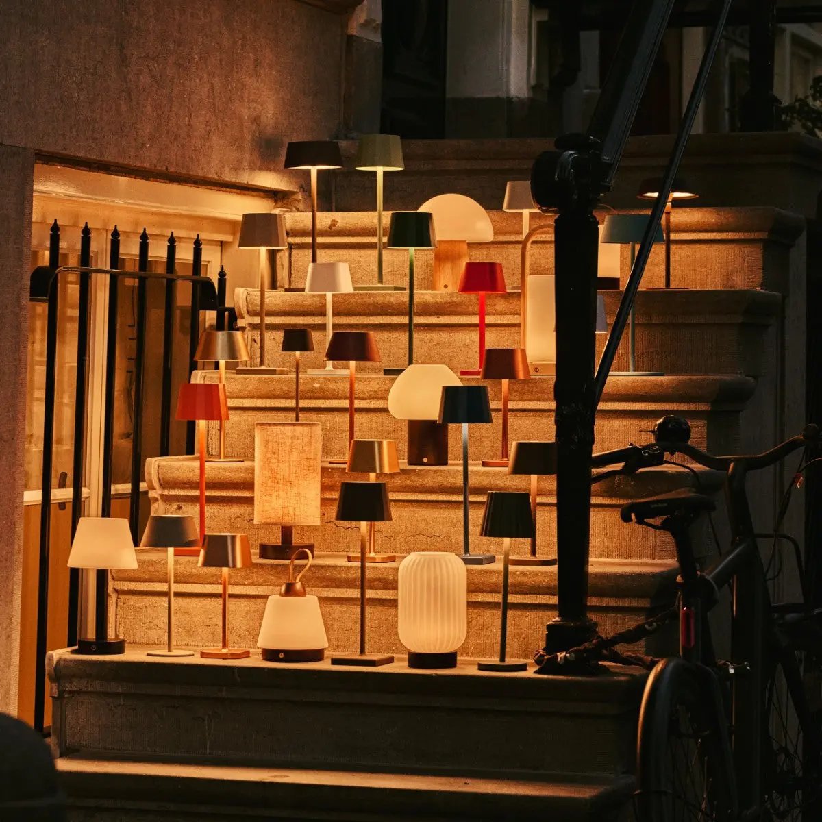 YCE Oplaadbare Tafellamp – Houten Designlamp met Matglas