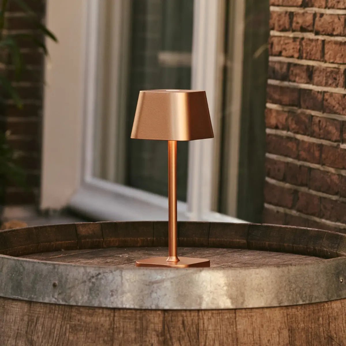 Ava Copper Rechargeable Table Lamp | Stylish, Cordless & Dimmable