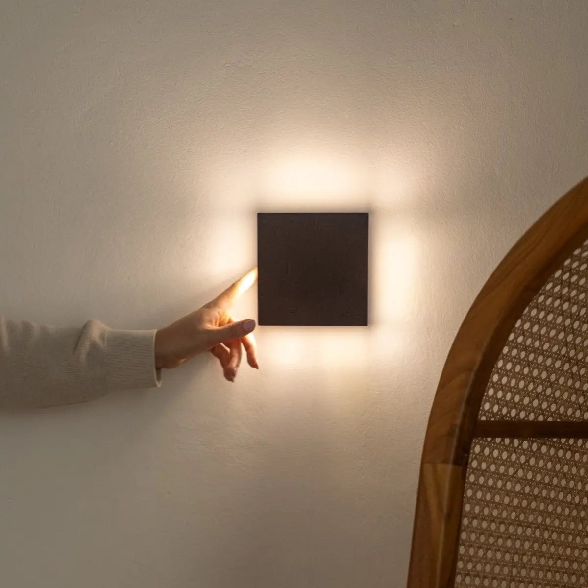 Lane Draadloze Wandlamp – Houten Oplaadbare Wandlamp – Dimbaar