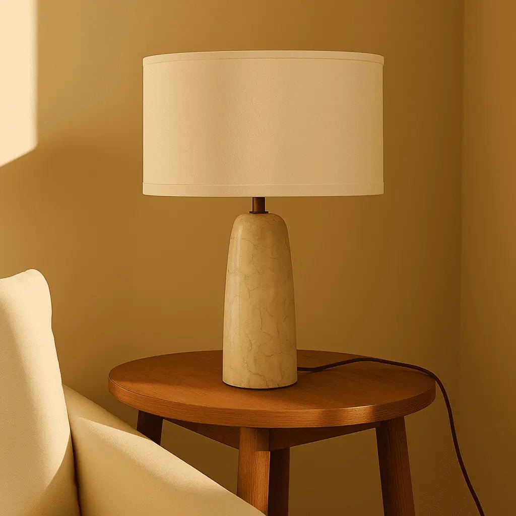 Charlotte Marmeren Tafellamp – Luxe Lamp met Katoenen Lampenkap