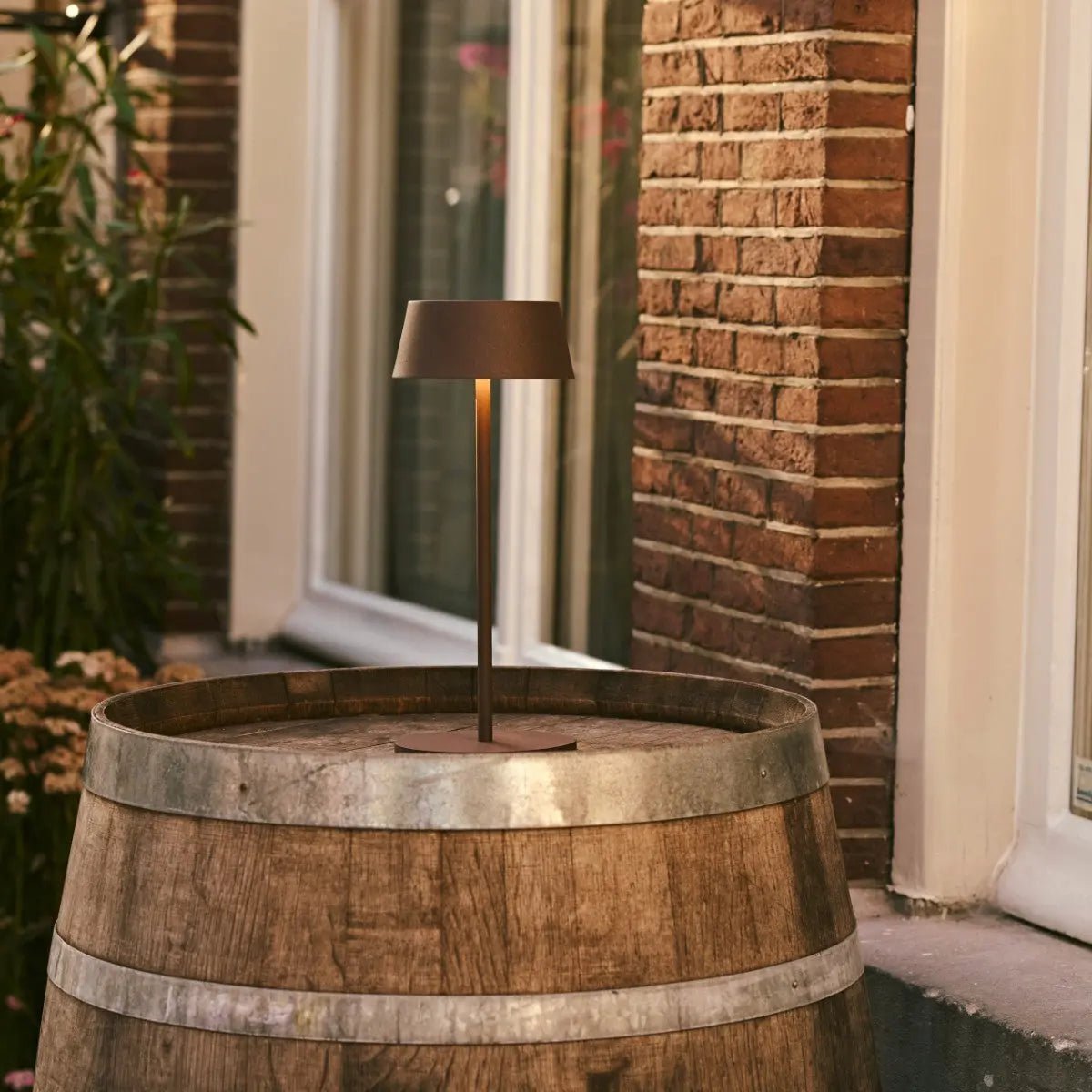 Hugo Oplaadbare Tafellamp – Draadloze Dimbare Designlamp