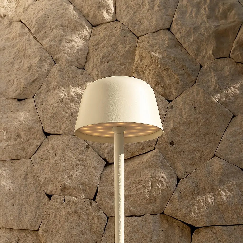 Anton Oplaadbare Tafellamp – Vanille – Metaal & Aluminium – Draadloos – Dimbaar