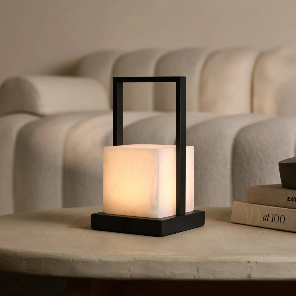 Nola Oplaadbare Tafellamp – Albast Designlamp – Draadloos en Dimbaar