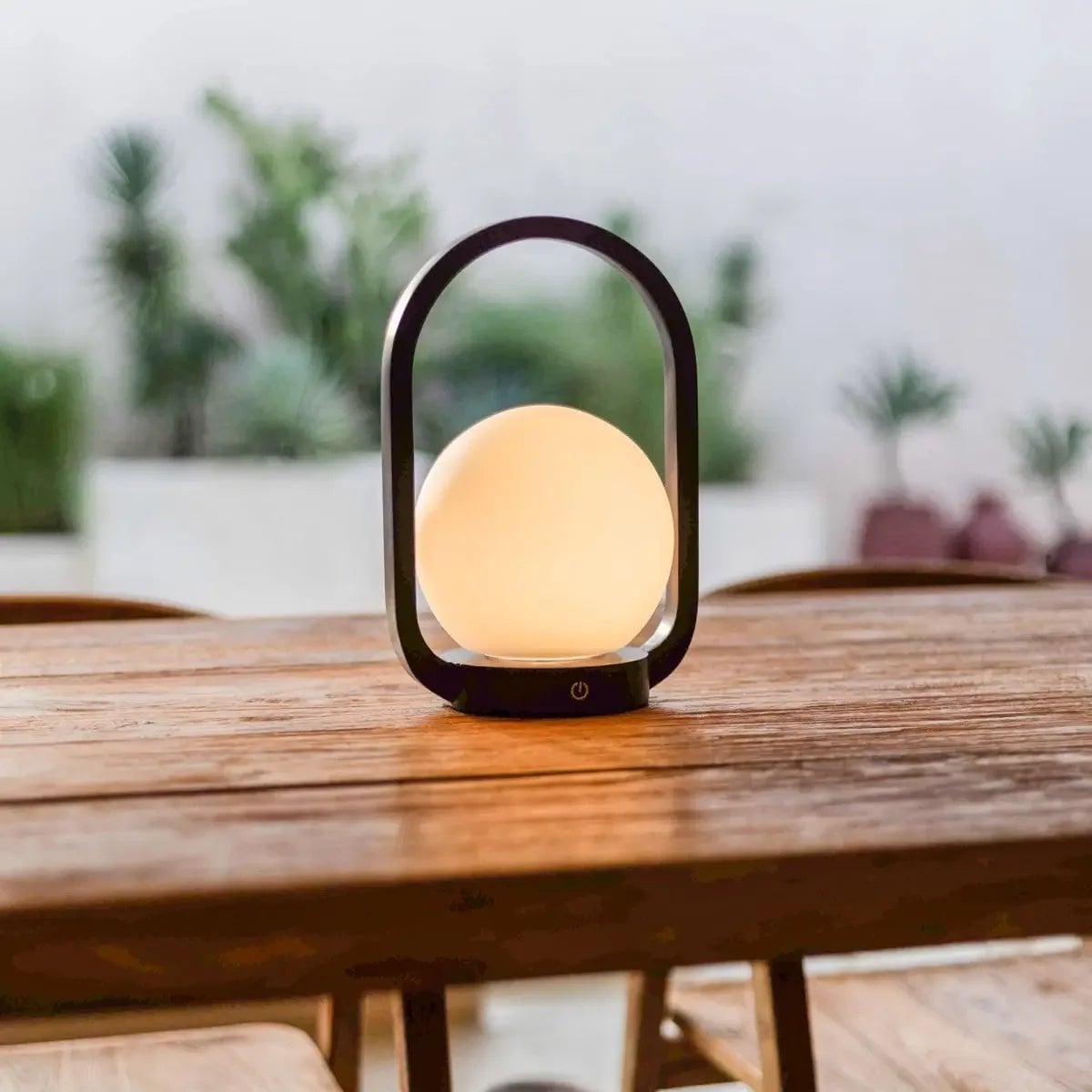 Skye Donkerbruine Houten Snoerloze Lamp