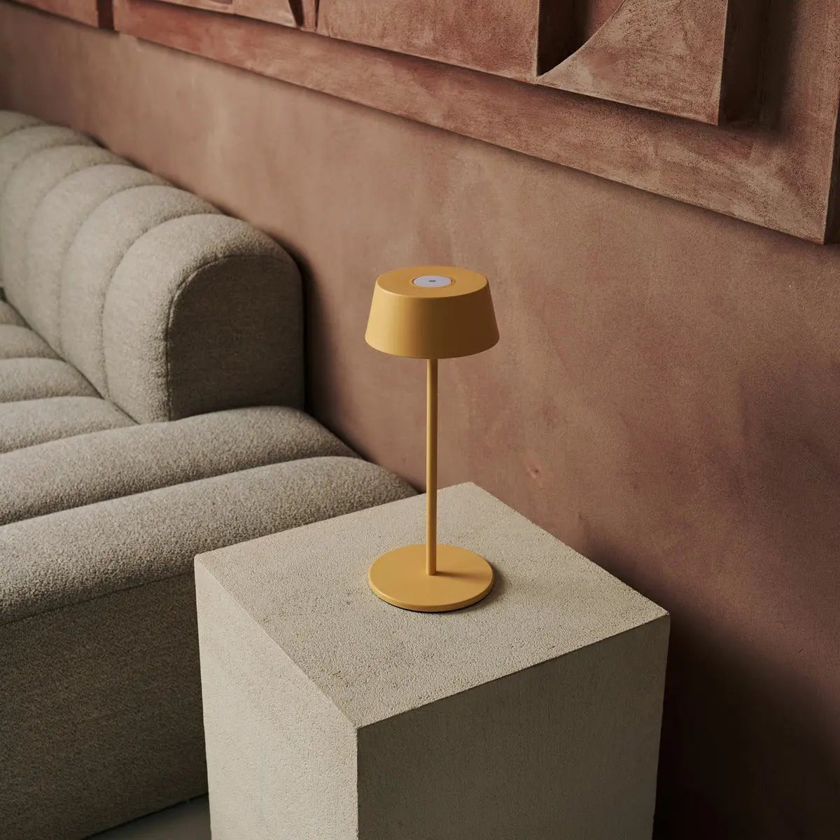 Hugo Oplaadbare Tafellamp – Draadloze Dimbare Designlamp