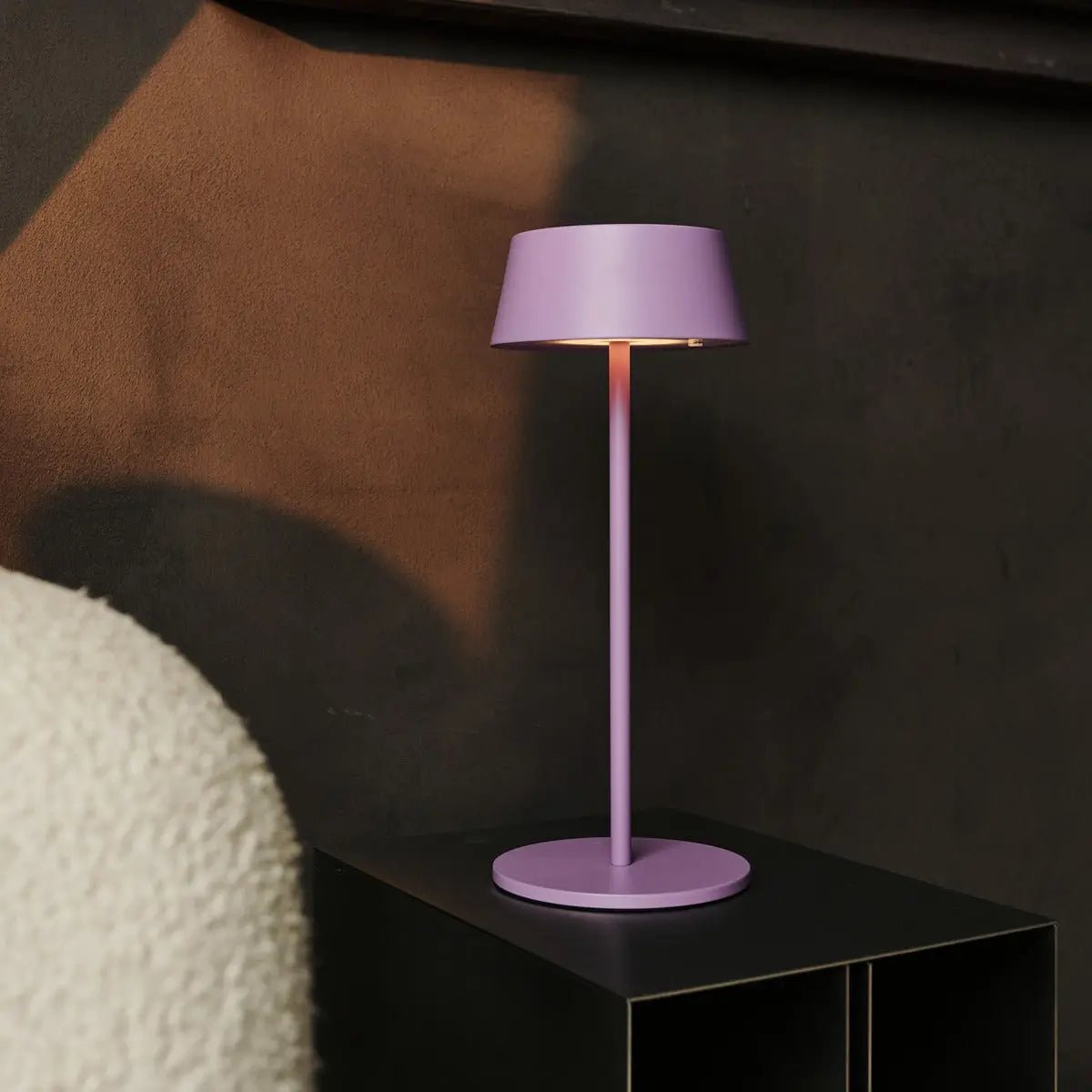 Hugo Oplaadbare Tafellamp – Draadloze Dimbare Designlamp