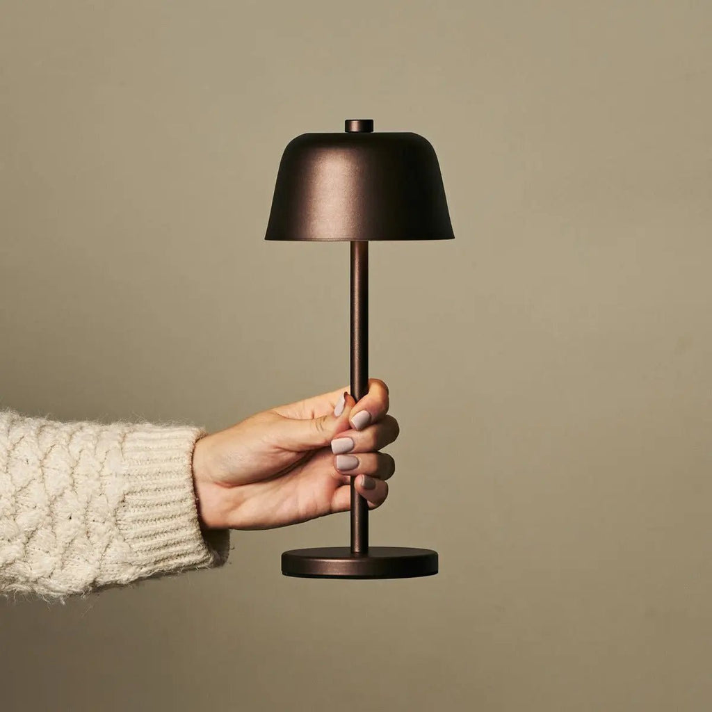 Anton Oplaadbare Tafellamp – Espresso bruin – Metaal & Aluminium – Draadloos – Dimbaar