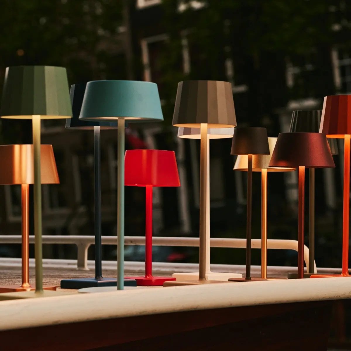 Hugo Midnight Zwart Oplaadbare Tafellamp