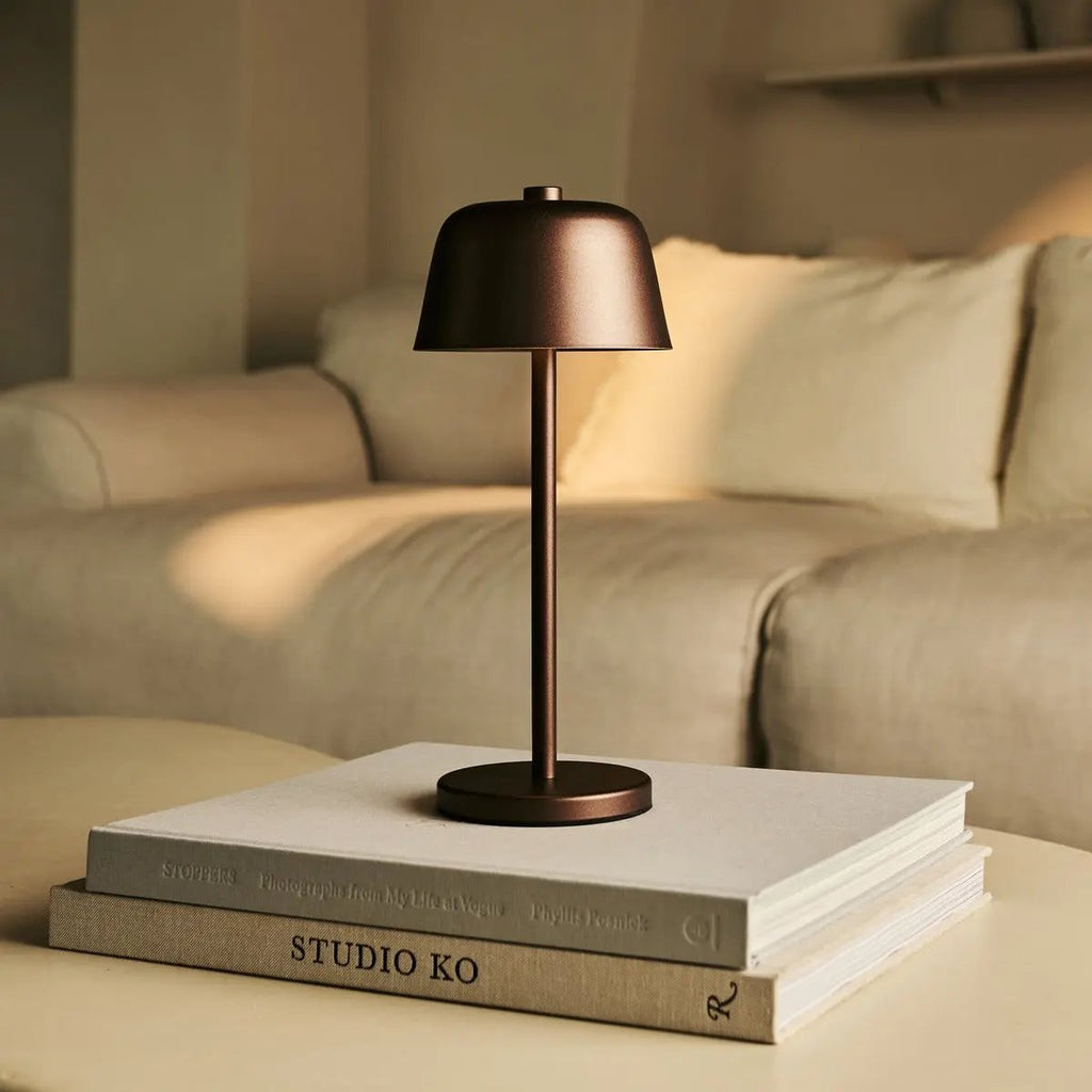 Anton Oplaadbare Tafellamp – Espresso bruin – Metaal & Aluminium – Draadloos – Dimbaar