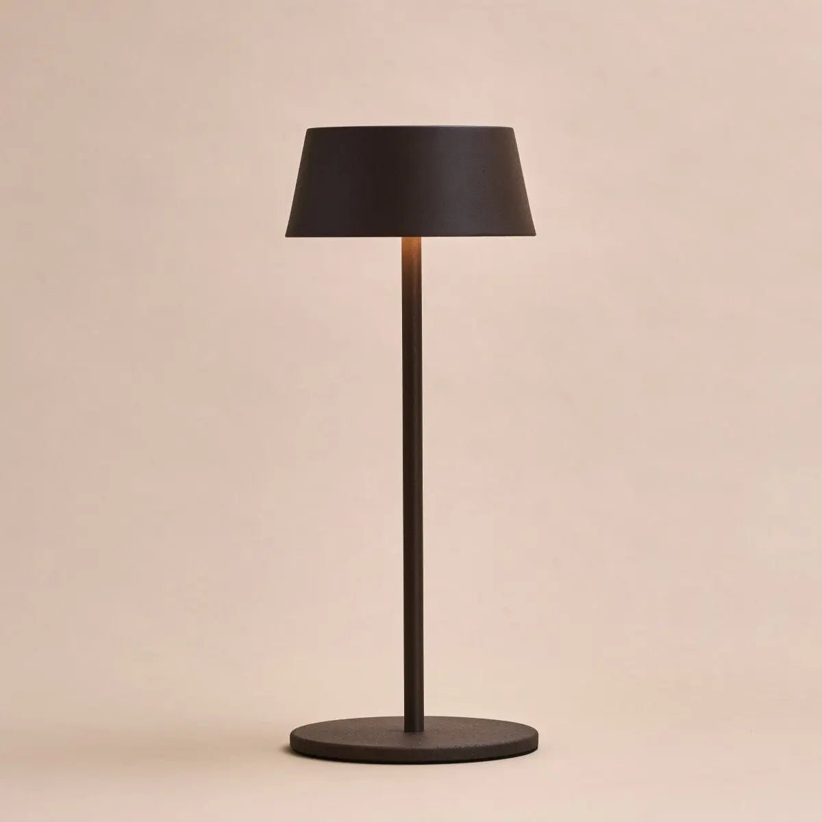 Hugo Oplaadbare Tafellamp – Draadloze Dimbare Designlamp