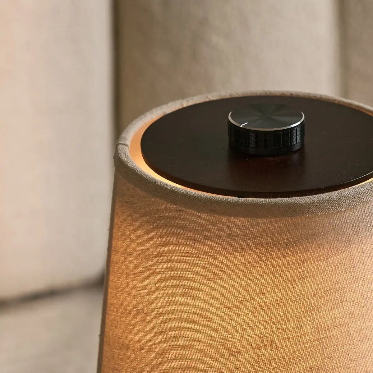 Rover Donkerbruine Houten  Lamp