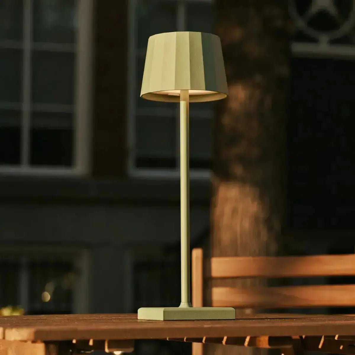 William Oplaadbare Tafellamp – Draadloze Dimbare Lamp