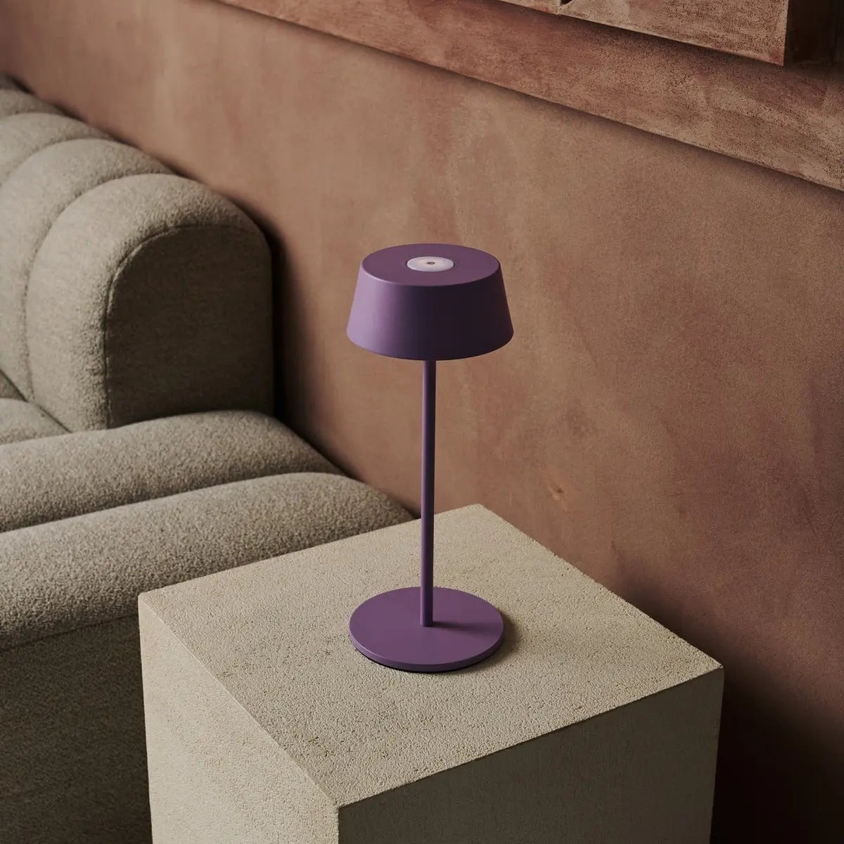Hugo Oplaadbare Tafellamp – Draadloze Dimbare Designlamp