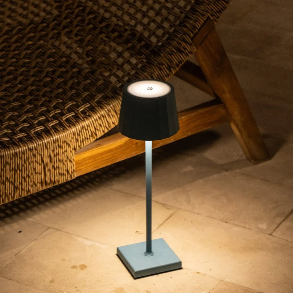 William Oplaadbare Tafellamp – Draadloze Dimbare Lamp