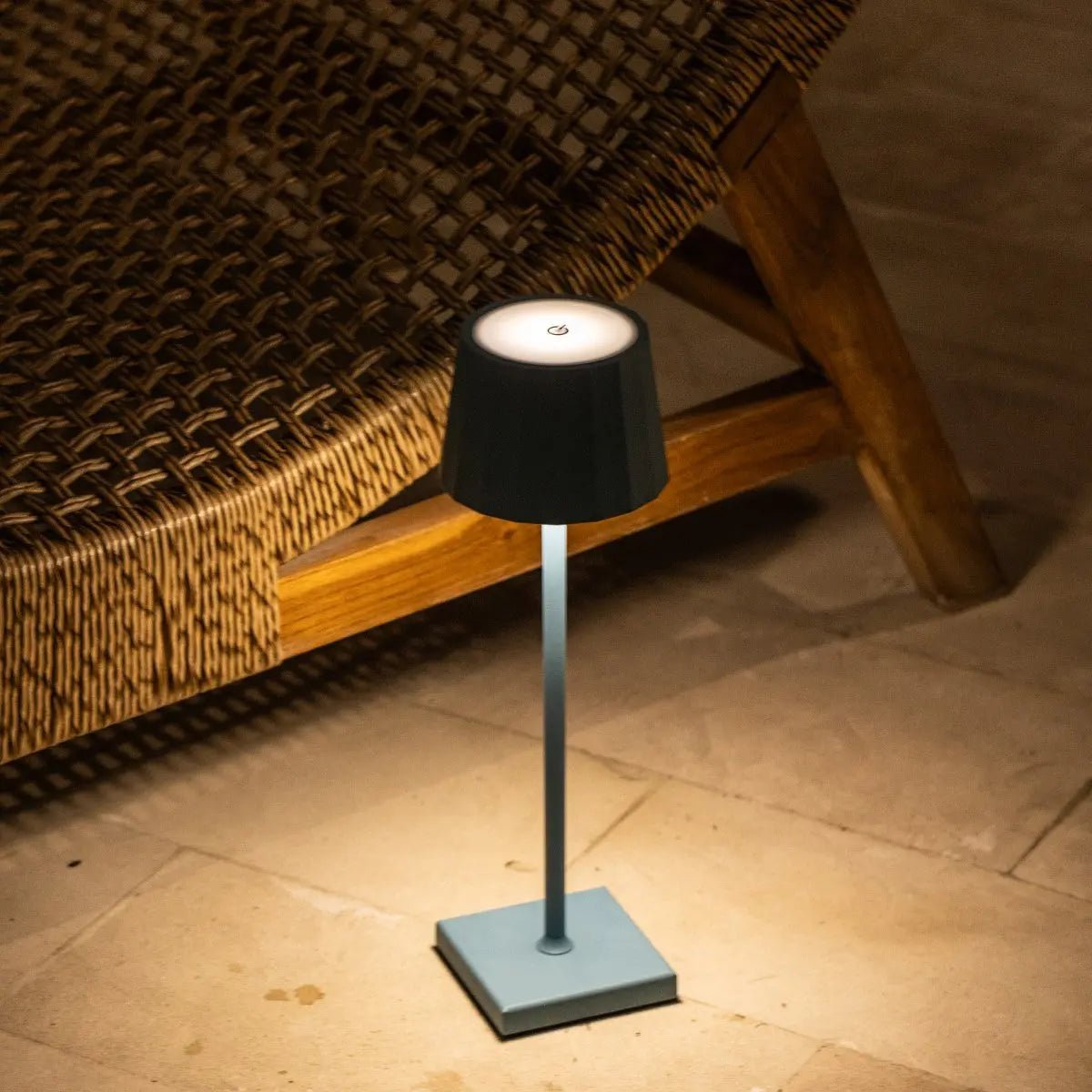 William Oplaadbare Tafellamp – Draadloze Dimbare Lamp