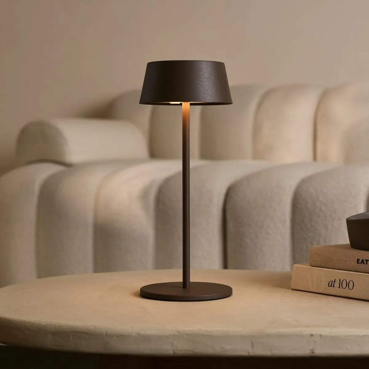 Hugo Oplaadbare Tafellamp – Draadloze Dimbare Designlamp