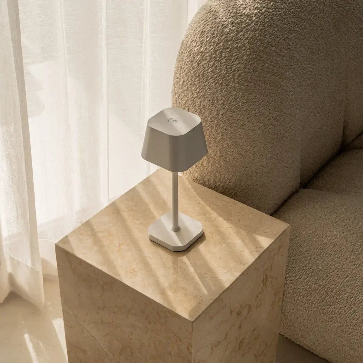 Ava Oplaadbare Tafellamp – Draadloze LED Lamp – Dimbaar