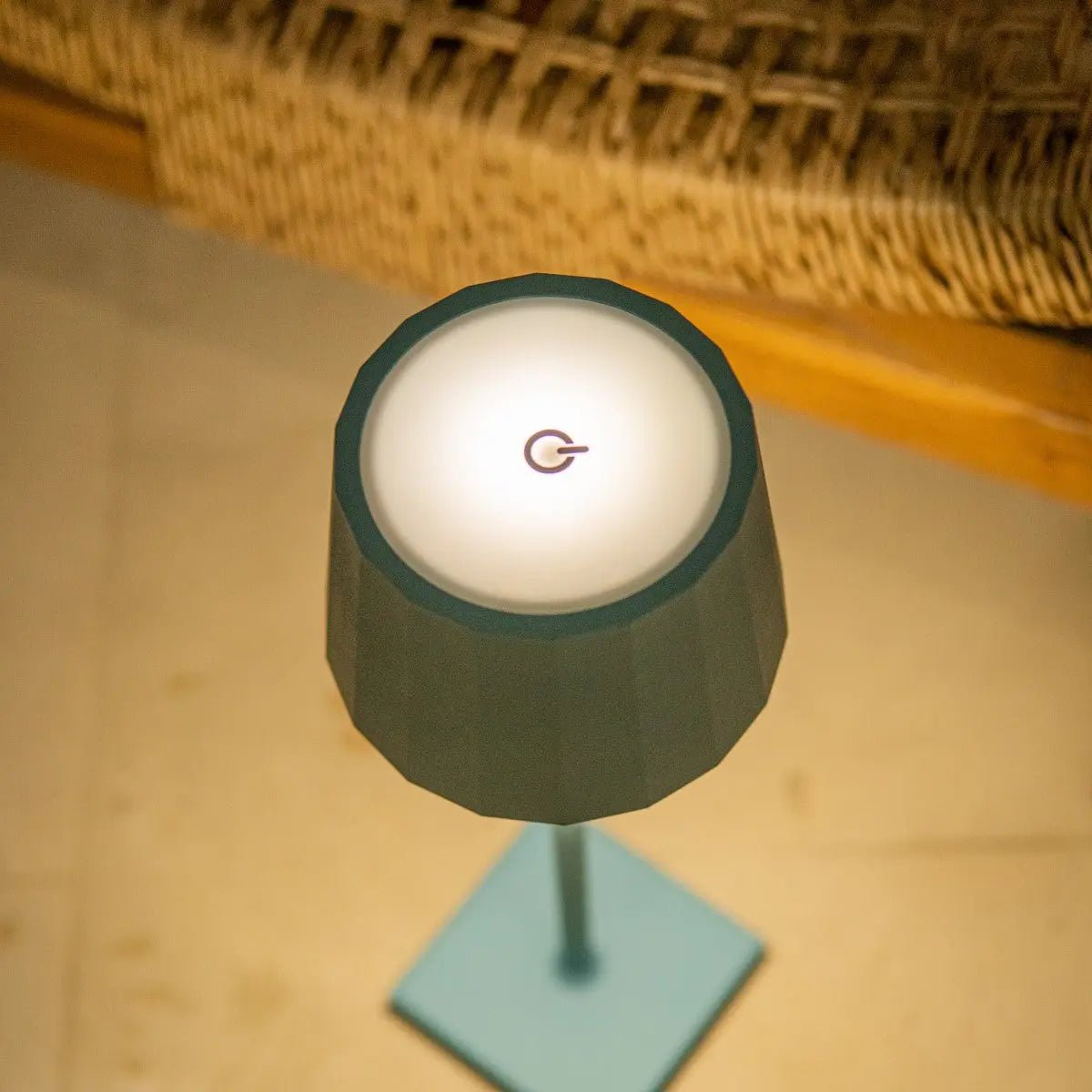 William Oplaadbare Tafellamp – Draadloze Dimbare Lamp