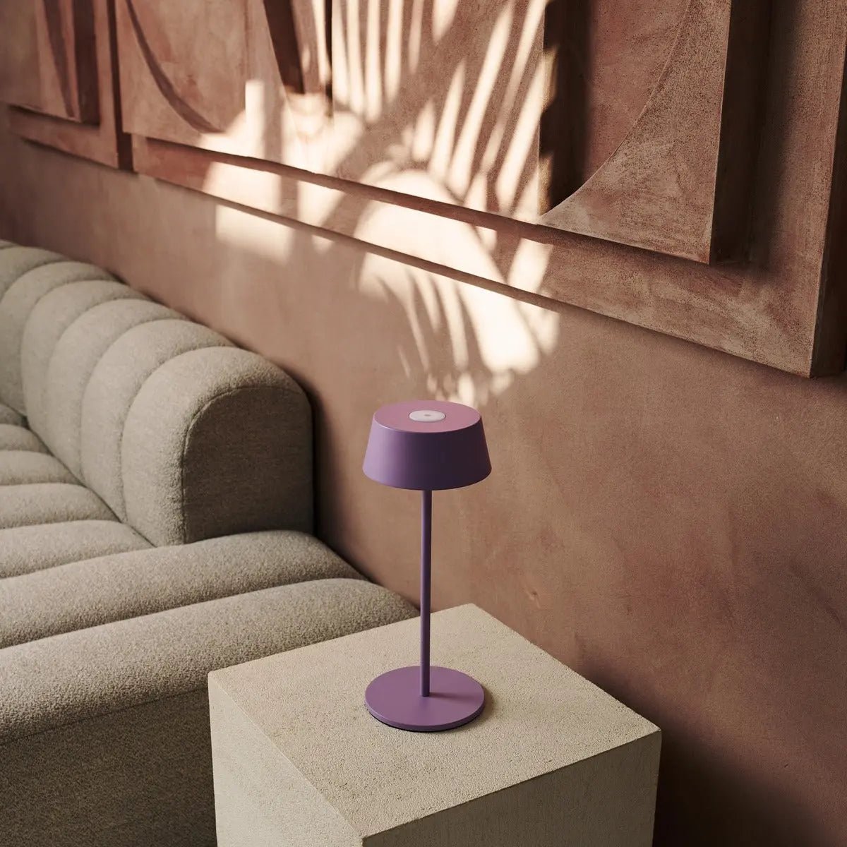 Hugo Oplaadbare Tafellamp – Draadloze Dimbare Designlamp