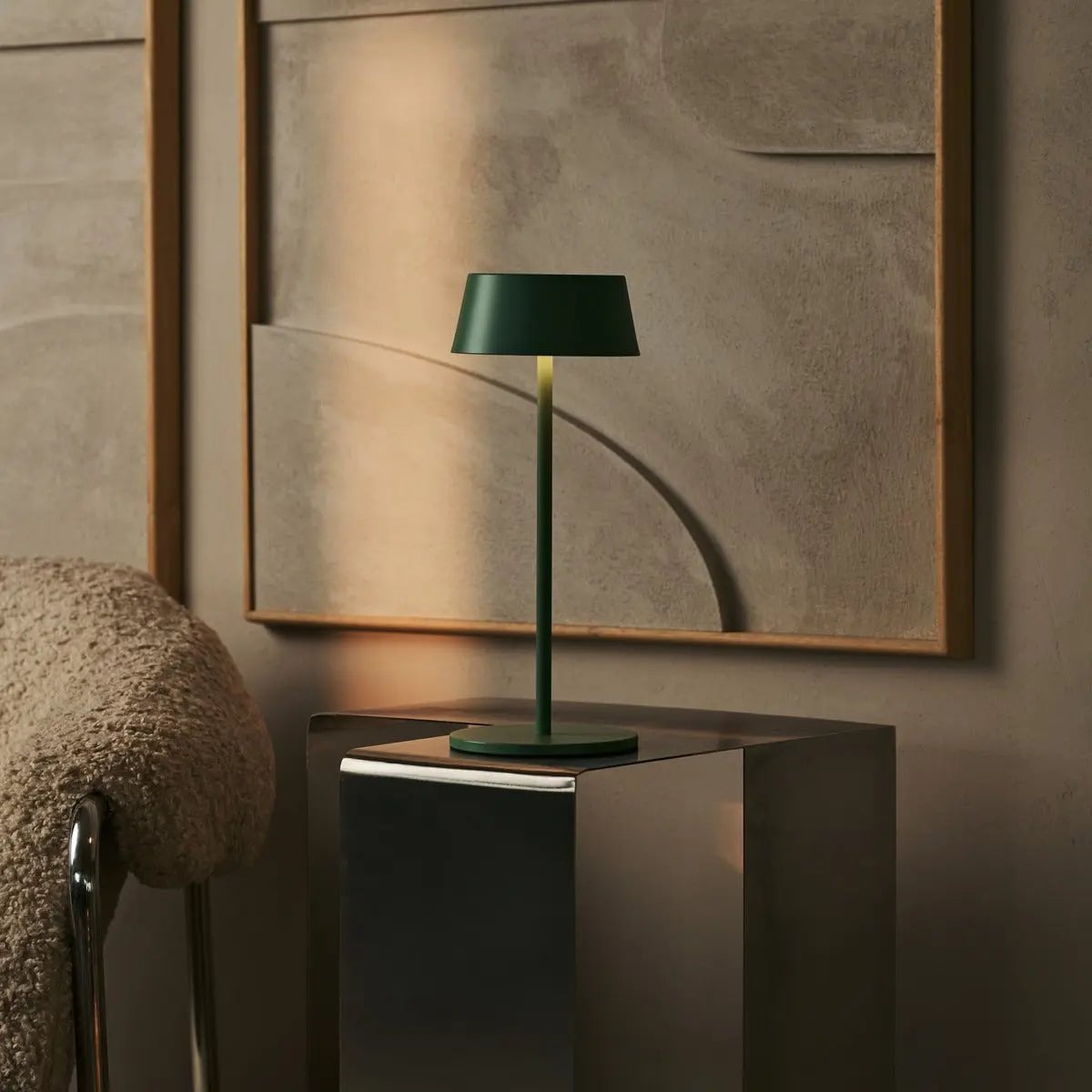 Hugo Oplaadbare Tafellamp – Draadloze Dimbare Designlamp