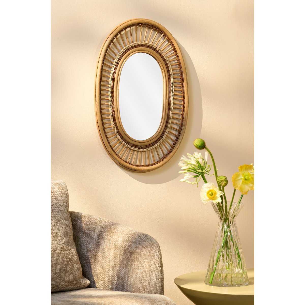 Oval Wandspiegel - L59 x B40 x H3 cm - Rotan - Lichtbruin