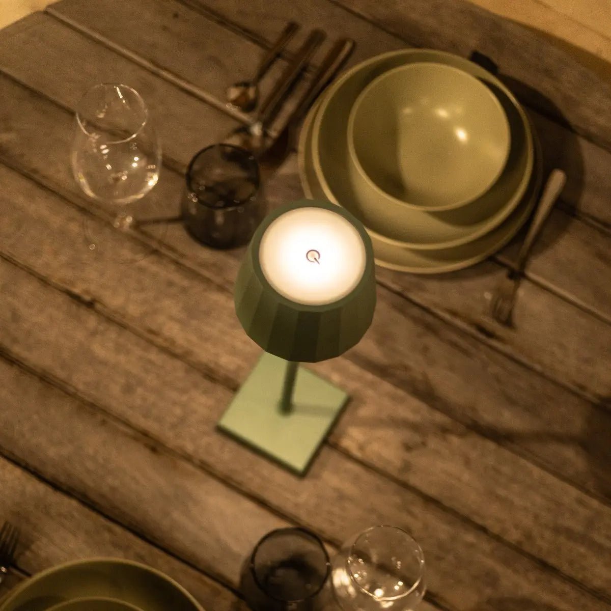 William Oplaadbare Tafellamp – Draadloze Dimbare Lamp