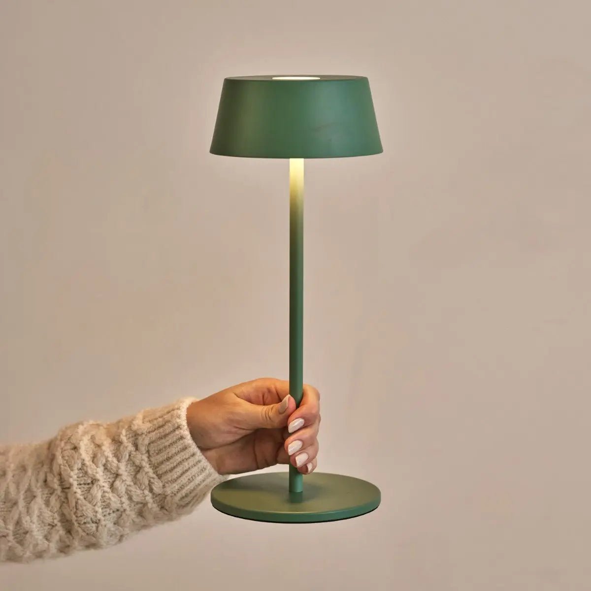 Hugo Oplaadbare Tafellamp – Draadloze Dimbare Designlamp