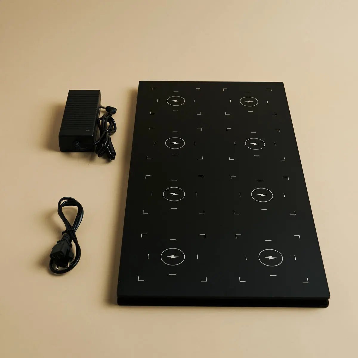 Combiset Professioneel | 8 x Vondel Mini Mouse grijze oplaadbare tafellampen en 1 x Central Station-oplaadstation