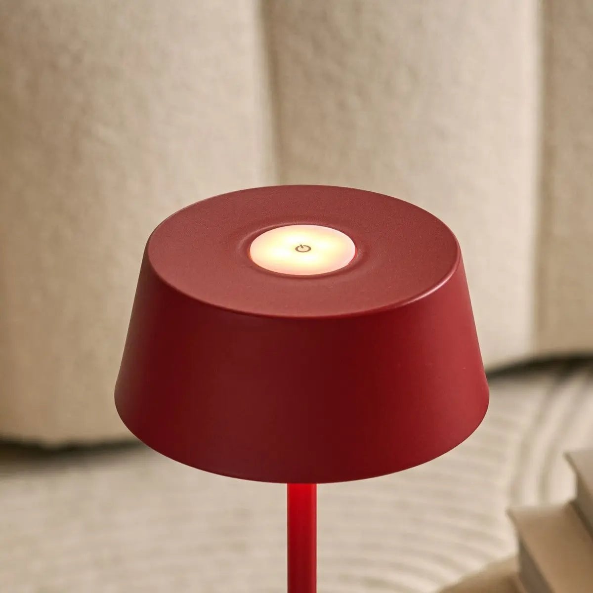 Hugo Berry rode oplaadbare tafellamp