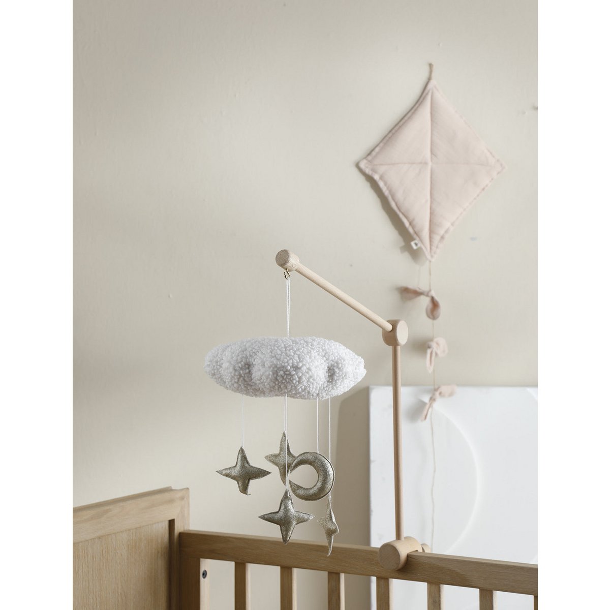 Cirrus Baby Mobiel – Teddy Wolk met Sterren & Maan