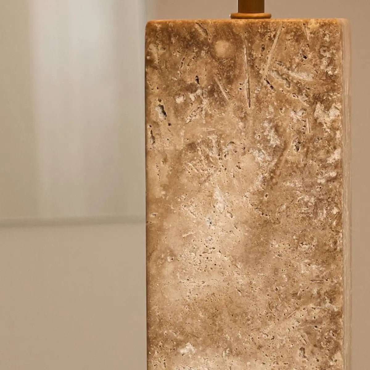 Rosie Tafellamp – Travertijn & Katoen – Beige/Wit – Moderne Design Lamp