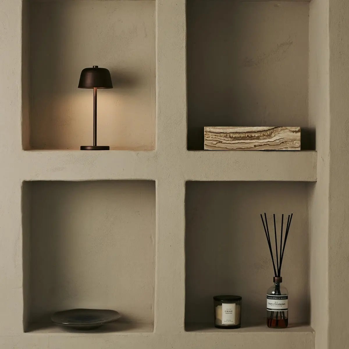 Anton Oplaadbare Tafellamp – Espresso bruin – Metaal & Aluminium – Draadloos – Dimbaar