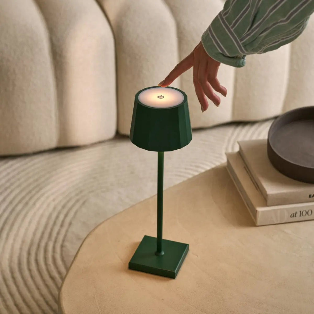 William Oplaadbare Tafellamp – Draadloze Dimbare Lamp