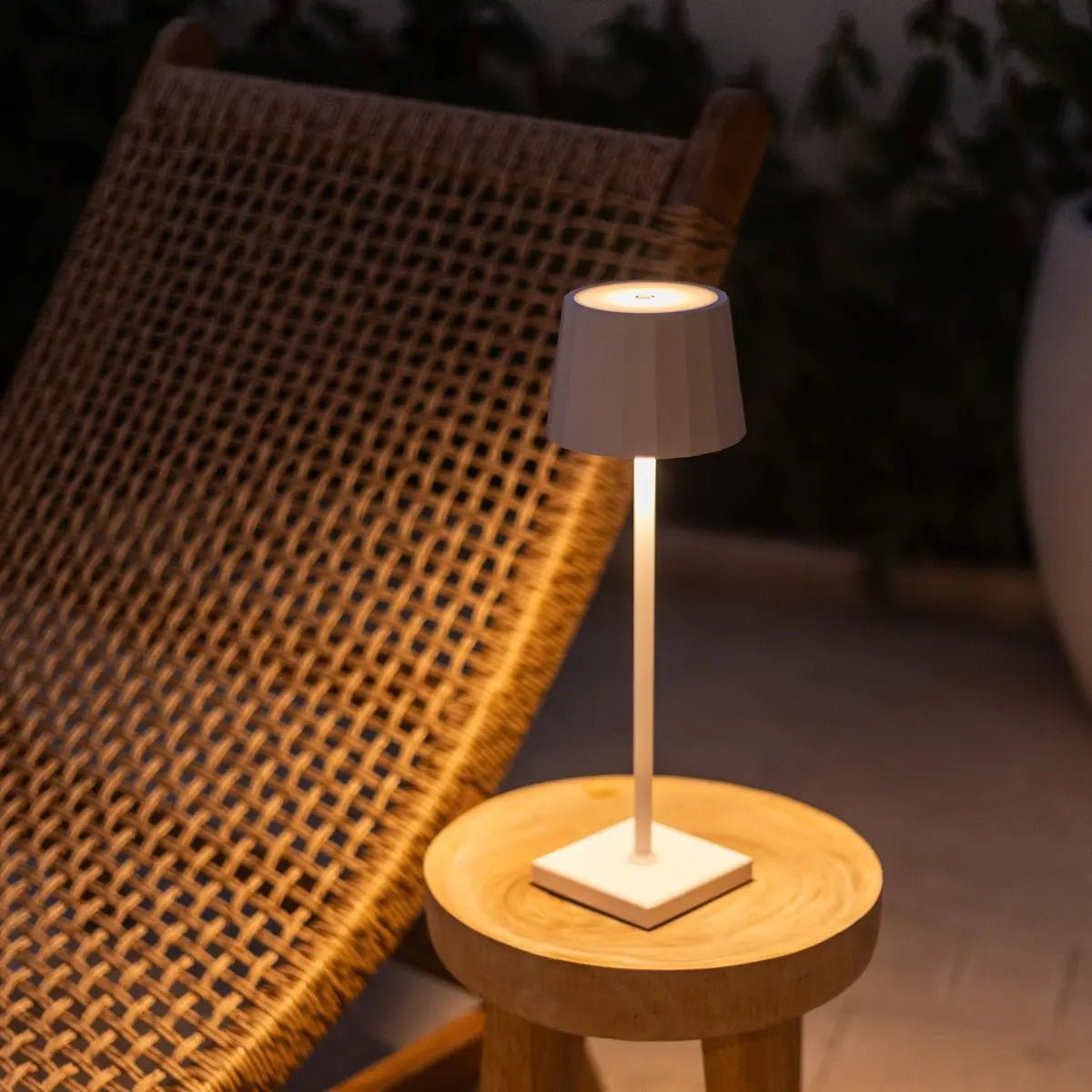 William Oplaadbare Tafellamp – Draadloze Dimbare Lamp