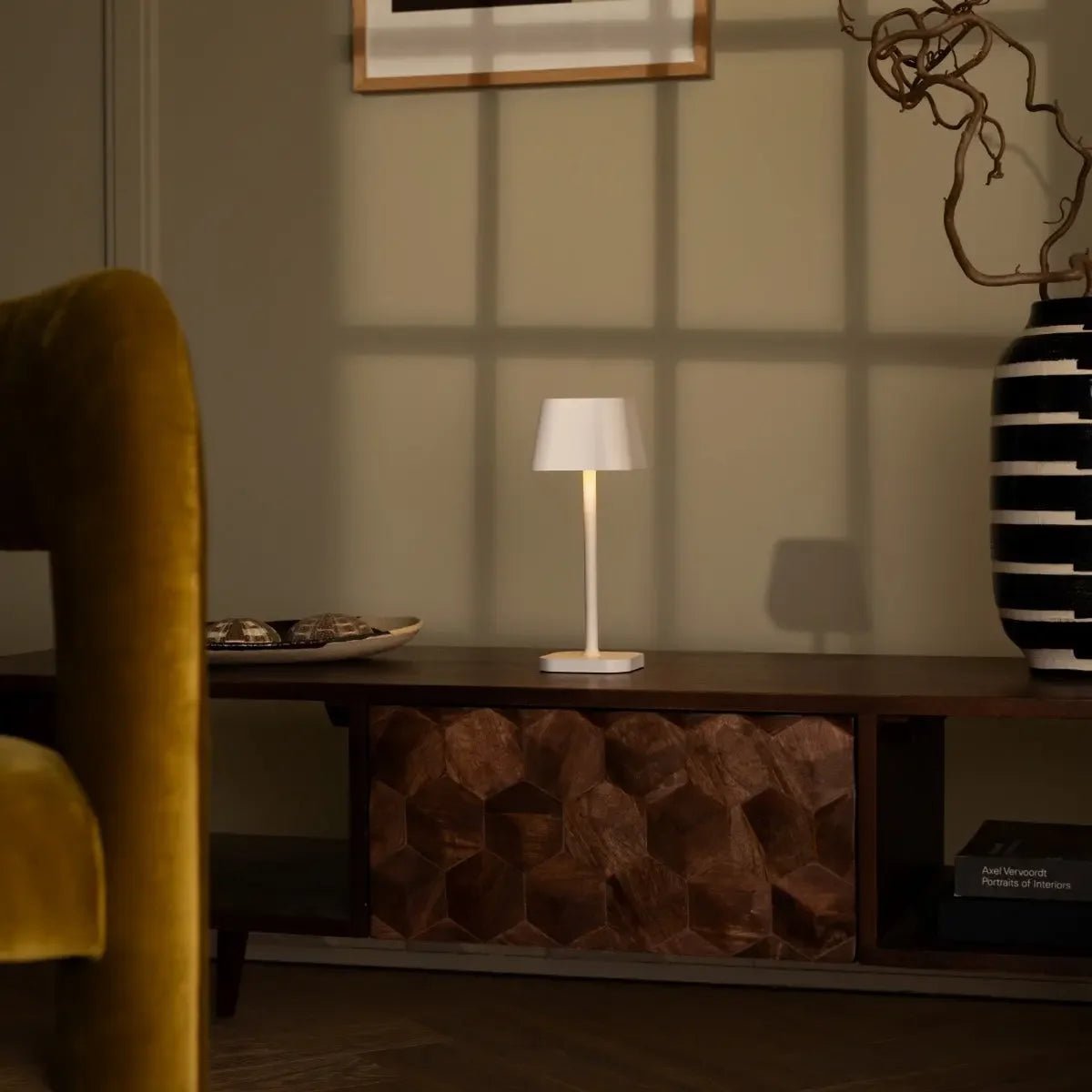 Ava Oplaadbare Tafellamp – Draadloze LED Lamp – Dimbaar – Voor Binnen en Buiten