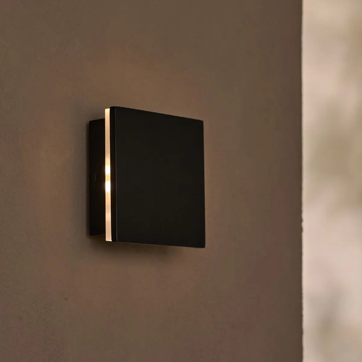 Lane Draadloze Wandlamp – Houten Oplaadbare Wandlamp – Dimbaar