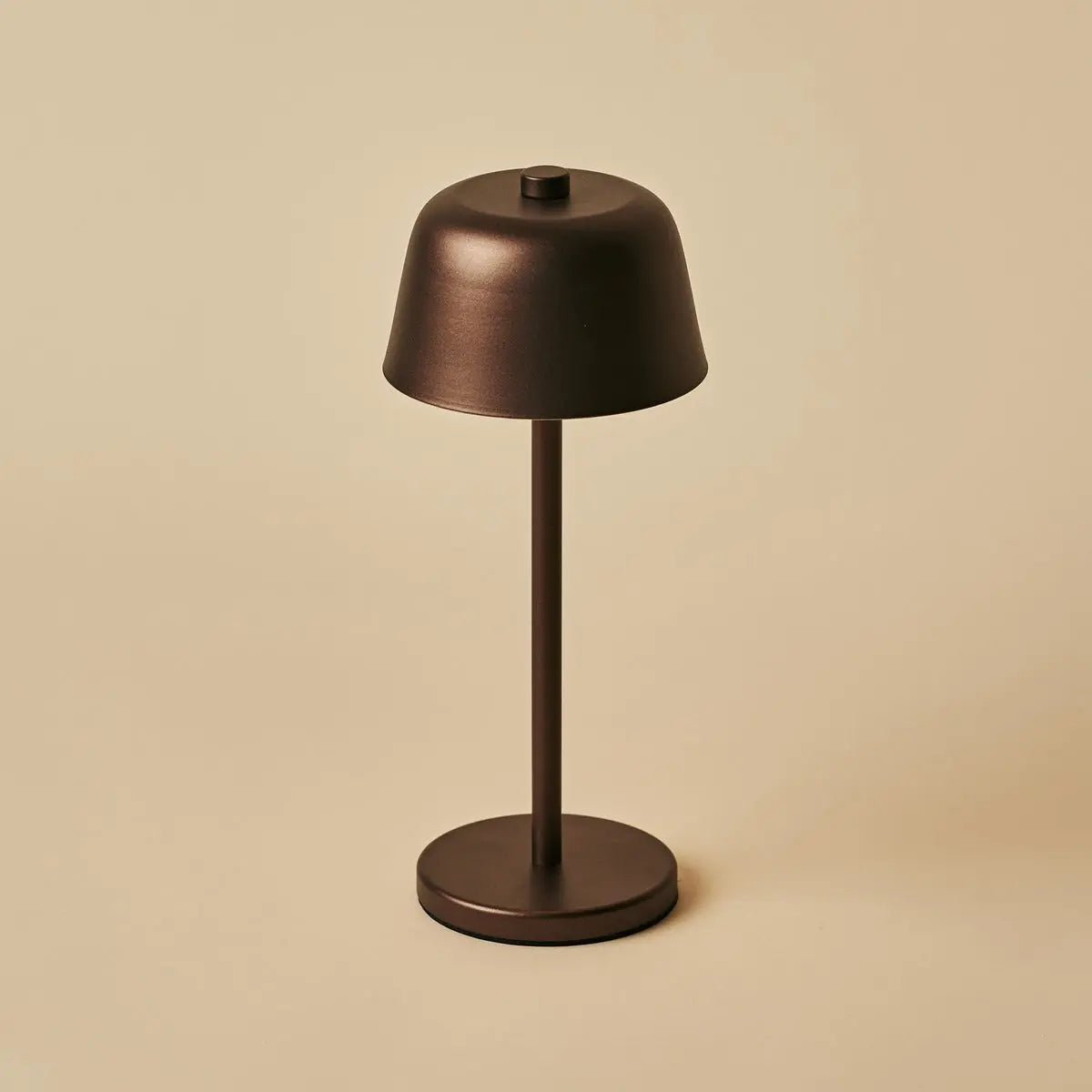 Anton Oplaadbare Tafellamp – Espresso bruin – Metaal & Aluminium – Draadloos – Dimbaar