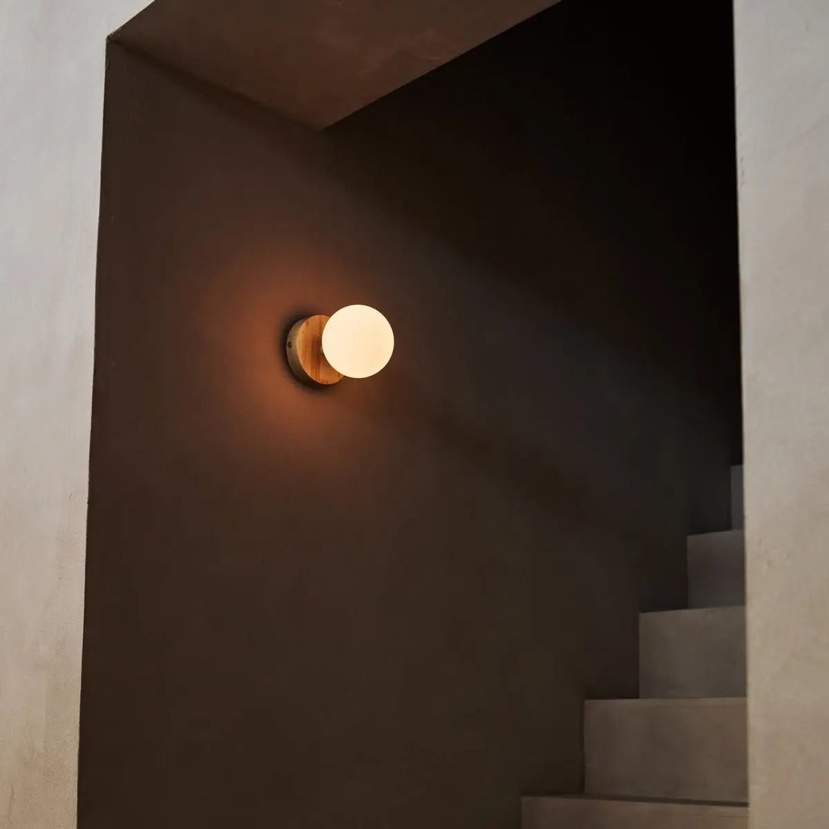 Richella Wandlamp – Draadloos & Oplaadbaar – Lichtbruin Hout